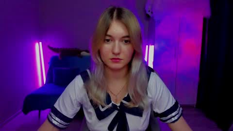 Snapshot of chatur_lady_ chatting on 01/05/25, 05:20 Betty online show from 01/05/25, 05:20