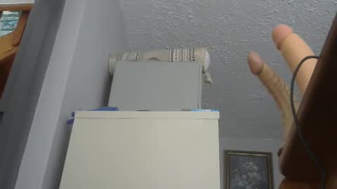 Snapshot of chaturbatordeluxe chatting on 12/27/24, 11:17 chaturbatordeluxe online show from 12/27/24, 11:17