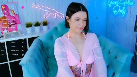 Snapshot of chaturkaterina chatting on 05/16/26, 03:36 Miss Harmony online show from 05/16/26, 03:36