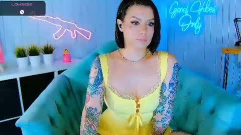 Snapshot of chaturkaterina chatting on 07/13/26, 03:42 Miss Harmony online show from 07/13/26, 03:42
