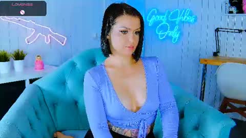 Snapshot of chaturkaterina chatting on 07/23/26, 07:06 Miss Harmony online show from 07/23/26, 07:06