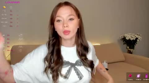 Snapshot of chaturrbaby chatting on 10/07/25, 04:37 Em online show from 10/07/25, 04:37