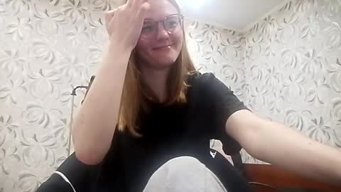 Snapshot of chauknispel chatting on 05/23/26, 10:36 Olivia online show from 05/23/26, 10:36