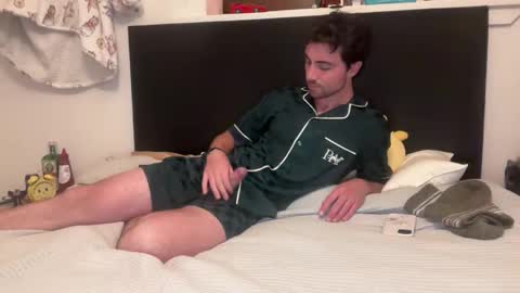 Chaz online show from 10/31/25, 09:54