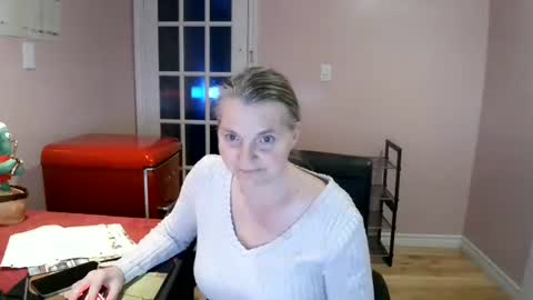 chealsiek online show from 11/23/25, 12:54