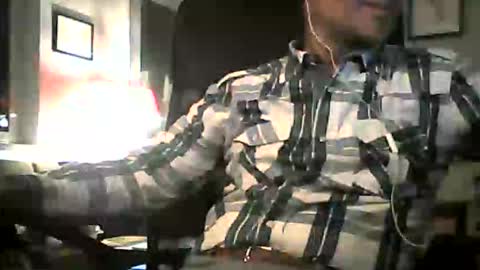 Snapshot of cheekycharm chatting on 10/17/25, 10:56 cheekycharm online show from 10/17/25, 10:56