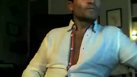 Snapshot of cheekycharm chatting on 10/24/25, 05:37 cheekycharm online show from 10/24/25, 05:37