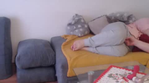 Snapshot of cheekymiia chatting on 12/12/24, 09:04 Cheekymiia online show from 12/12/24, 09:04