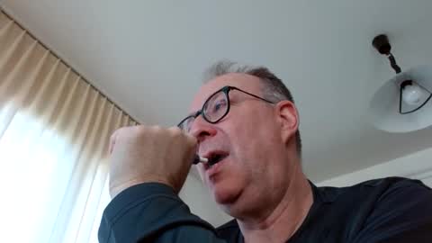 Snapshot of cheer2u chatting on 01/14/26, 11:05 cheer2u online show from 01/14/26, 11:05