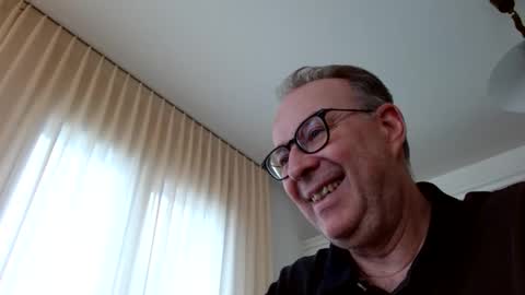 Snapshot of cheer2u chatting on 02/05/26, 01:38 cheer2u online show from 02/05/26, 01:38