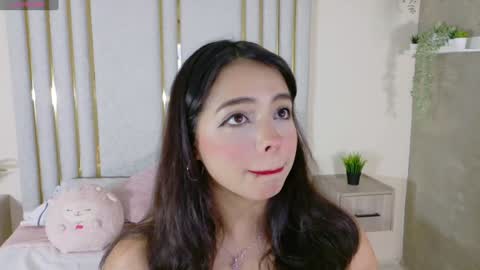 Baby Cherry online show from 12/19/24, 01:07