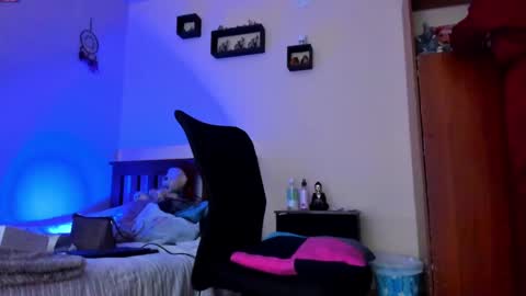 Miss Cheeryl online show from 12/31/24, 10:34