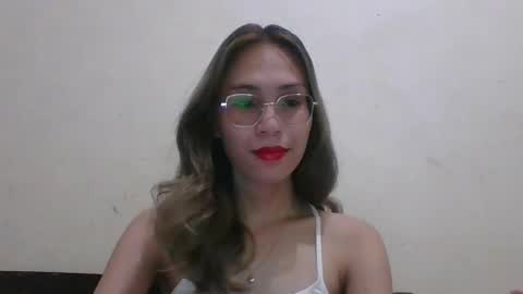 Snapshot of chelly4u69 chatting on 02/23/25, 10:06 chelly4u69 online show from 02/23/25, 10:06