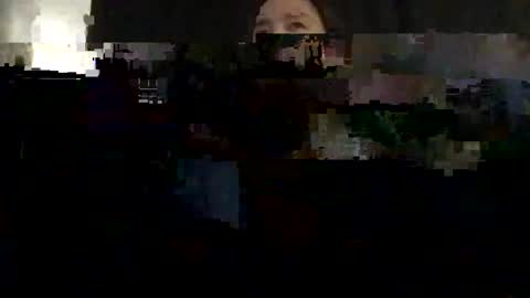 Snapshot of chellybear101 chatting on 12/29/24, 07:28 chellybear101 online show from 12/29/24, 07:28