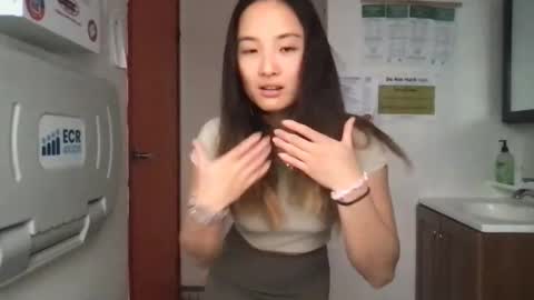 Snapshot of chellybear101 chatting on 01/19/25, 05:28 chellybear101 online show from 01/19/25, 05:28