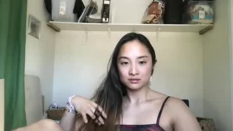 Snapshot of chellybear101 chatting on 02/28/25, 10:39 chellybear101 online show from 02/28/25, 10:39