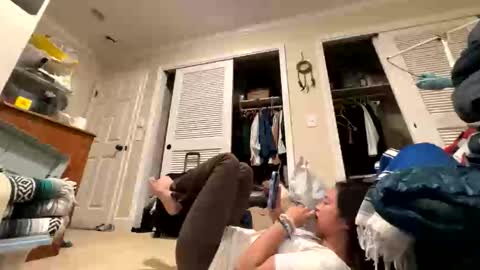 Snapshot of chellybear101 chatting on 11/08/25, 09:31 chellybear101 online show from 11/08/25, 09:31