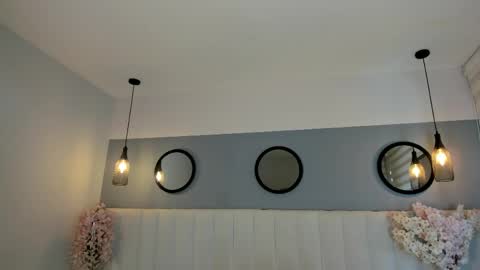 chelsea_bolton_ online show from 04/22/26, 12:18