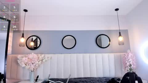 chelsea_bolton_ online show from 04/23/26, 12:26