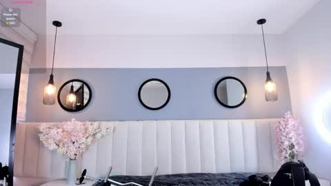 chelsea_bolton_ online show from 04/23/26, 12:29