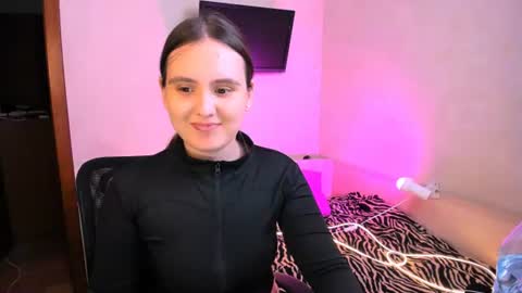 Snapshot of chelsyluxex chatting on 07/09/26, 10:19 Chelsy Luxe online show from 07/09/26, 10:19