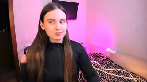 Snapshot of chelsyluxex chatting on 07/11/26, 10:07 Chelsy Luxe online show from 07/11/26, 10:07