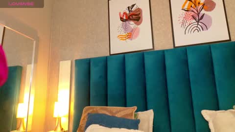   online show from 01/15/25, 08:16