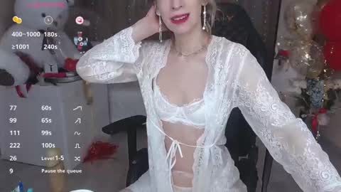 Snapshot of cherishsia chatting on 02/10/25, 07:36 Adriana online show from 02/10/25, 07:36