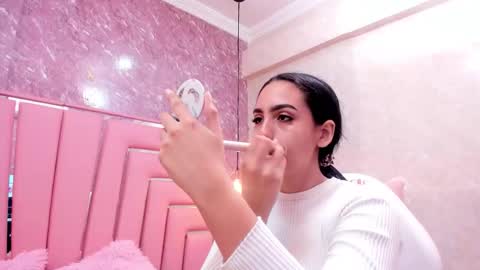 Emma  online show from 11/30/25, 11:36