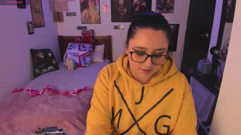 cherry_blushh online show from 02/09/26, 05:17