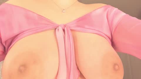 Snapshot of cherry_misaki chatting on 03/10/25, 04:57 misaki  online show from 03/10/25, 04:57