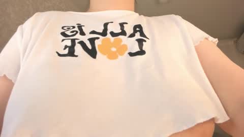 Snapshot of cherry_misaki chatting on 03/12/25, 10:17 misaki  online show from 03/12/25, 10:17