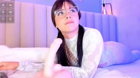 C H E R R Y  online show from 02/10/26, 10:41