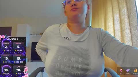 mayra online show from 10/07/25, 10:45