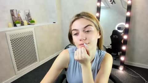 cherry_pr1ce online show from 12/20/24, 01:14