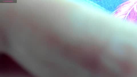 Snapshot of cherry_pussy1 chatting on 10/09/25, 09:18 Mia online show from 10/09/25, 09:18