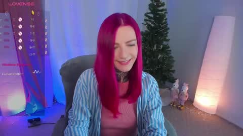 Snapshot of cherry_roxy chatting on 01/02/25, 08:35 Roxy online show from 01/02/25, 08:35