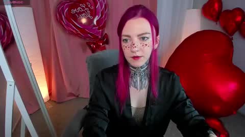 Snapshot of cherry_roxy chatting on 02/14/25, 08:48 Roxy online show from 02/14/25, 08:48