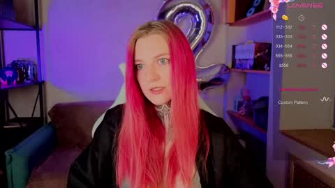 Roxy online show from 10/23/25, 09:13