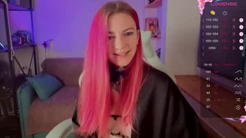 Roxy online show from 11/18/25, 05:56