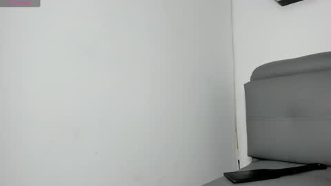 Snapshot of cherry_splash chatting on 12/22/24, 03:33 Cherry online show from 12/22/24, 03:33