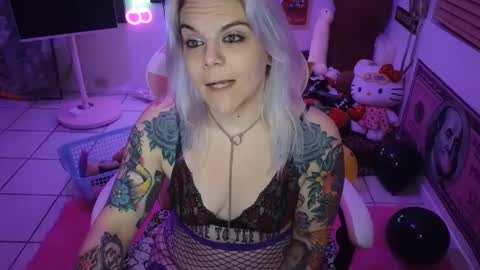 CherryBombBomb online show from 02/01/25, 09:21