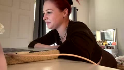 Snapshot of cherrybaby690 chatting on 02/19/25, 10:53 cherrybaby690 online show from 02/19/25, 10:53