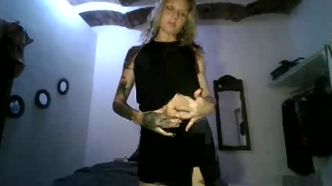 cherryblushxo online show from 04/24/26, 01:30