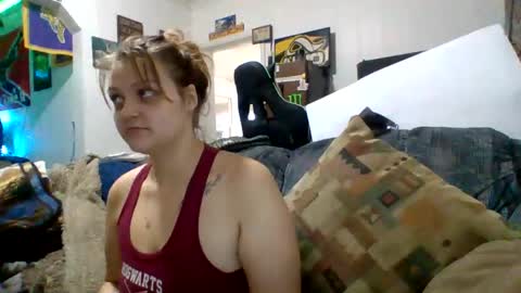 cherrybomb454 online show from 10/28/25, 03:36