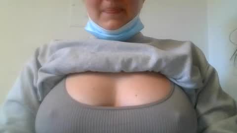 Snapshot of cherryjune chatting on 07/01/26, 05:12 CherryJune online show from 07/01/26, 05:12