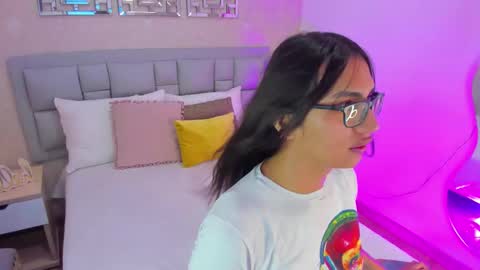 Cherry online show from 02/12/26, 12:00