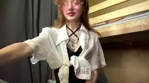 Nika online show from 05/17/26, 03:15