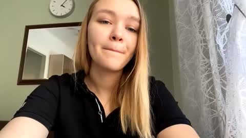 Lei online show from 12/21/25, 09:05