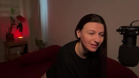 CherryLipsBaby online show from 12/01/25, 09:36